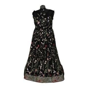 Black Embroidered Flowers Special Occasion Dress Size 16W